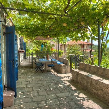 Holiday Home Neda Sveti Stefan Pokoj fotografie